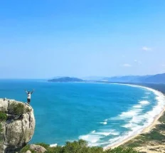 Morro das Aranhas e Santinho em Florianópolis